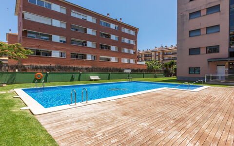 Tramuntana: Appartamento, Zona Residenziale, Condominio, Piscina, Hotel, Città Universitaria, Cortile