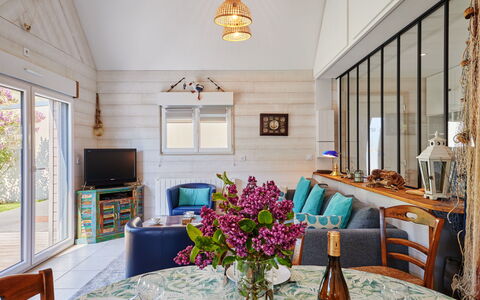 Chez Boubou: Blu, Piscina, Ricorrere, Shade, Eco Hotel, Hotel, Tropici, Landscaping, Villa