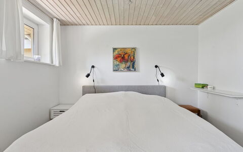 Erin - 200M from the Sea: Letto, Interior Design, Camera Da Letto, Parete, Pavimentazione, Pavimento, Soffitto, Mobilia, Legna, Lenzuolo
