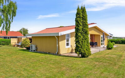 Erin - 200M from the Sea