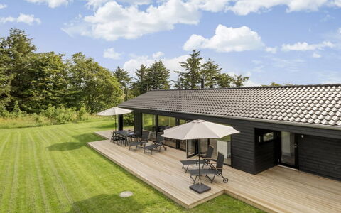 Faidra - 1.1Km from the Sea: Estate, Shade, Driveway, Agriturismo