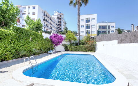 Fleming: Piscina, Proprietà, Immobiliare, Costruzione, Casa, Zona Residenziale, Appartamento, Architettura, Tempo Libero, Vacanza