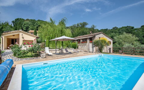 Casa Alloro, Ac, Wifi, Narni: Piscina, Ricorrere, Eco Hotel, Mobili Da Esterno, Giochi D'Acqua, Backyard, Resort Citta ', Terme