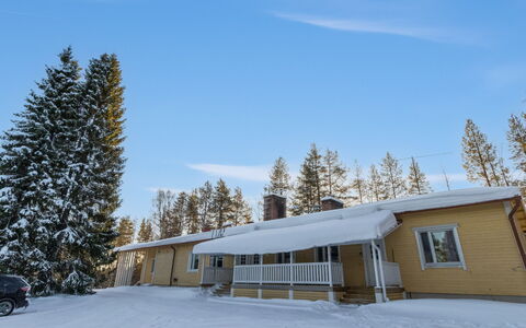Kelloselkä a: Villetta, Casa, Casa, Edifici Giardino, Raccordo, Log Cabin, Agriturismo, Estate, Capannone, Cortile