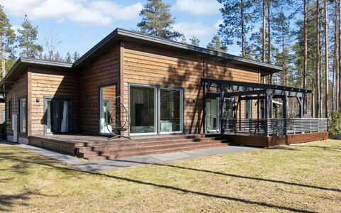 Villa Dalton: Mobilia, Interior Design, Pavimentazione, Pavimento, Tavolo, Soffitto, Cucina & Sala Da Pranzo Tavolo, Illuminazione, Sedia, Casa