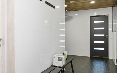 Villa Dalton: Mobilia, Interior Design, Pavimentazione, Pavimento, Tavolo, Soffitto, Cucina & Sala Da Pranzo Tavolo, Illuminazione, Sedia, Casa