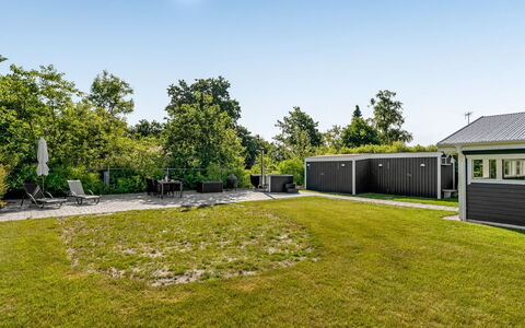 Rathi - from the Sea: Estate, Shade, Driveway, Agriturismo