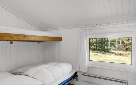 Balthasar - 400M from the Sea: Legna, Soffitto, Pavimento, Camera Da Letto, Pavimentazione, Interior Design, Letto, Camera, Bedding, Latifoglie
