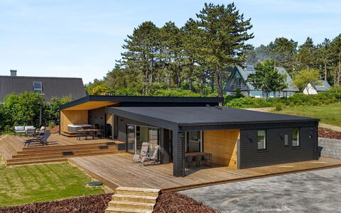 Arjuna - 750M from the Sea: Legna, Casa, Portico, Deck, Latifoglie, Tetto, Color Legno, Pavimento In Legno, Eco Hotel
