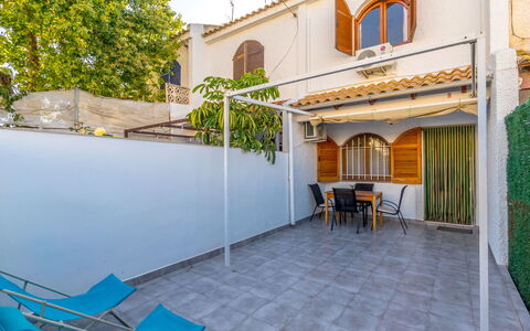 Carpa: Appartamento, Sedia, Balcone, Ricorrere, Hotel, Baia, Cucina & Sala Da Pranzo Tavolo, Mobili Da Esterno, Resort Citta '