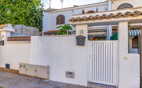 Carpa: Appartamento, Sedia, Balcone, Ricorrere, Hotel, Baia, Cucina & Sala Da Pranzo Tavolo, Mobili Da Esterno, Resort Citta '