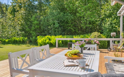 Veljan - 1.2Km from the Sea: Appartamento, Condominio, Estate, Balcone, Villa, Hotel
