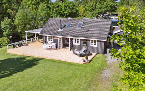 Veljan - 1.2Km from the Sea: Appartamento, Condominio, Estate, Balcone, Villa, Hotel