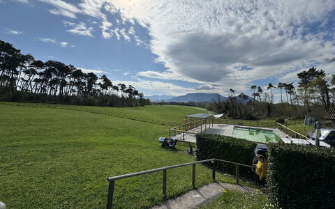 Green Hills 13: Erba, Paesaggio, Plain, Lotto, Campo, Prato, Prato, Pascolo, Recinzione, Landscaping