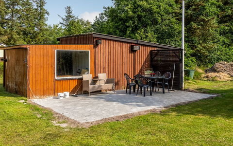 Arben - 900M from the Sea: Legna, Casa, Portico, Deck, Latifoglie, Tetto, Color Legno, Pavimento In Legno, Eco Hotel