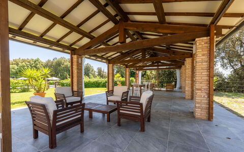 Tenuta i Mandorli, Pool, Wifi, Peccioli: Legna, Pavimentazione, Shade, Mobilia, Struttura Esterna, Mobili Da Esterno, Fascio, Color Legno, Portico, Latifoglie