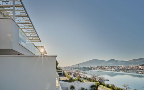 Mistral: Mare, Costa, Spiaggia, Oceano, Shade, Balcone, Plank, Mobili Da Esterno