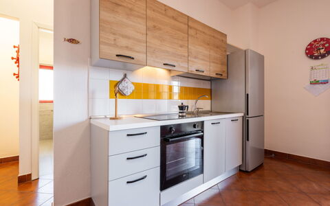 Appartamento Sala: Mare, Costa, Spiaggia, Oceano, Shade, Balcone, Plank, Mobili Da Esterno