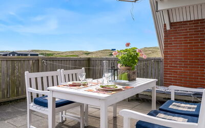 Arkil - 200M from the Sea