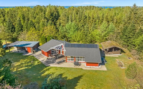Atti - 500M to the Fjord: Estate, Shade, Driveway, Agriturismo