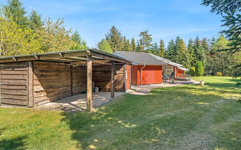 Atti - 500M to the Fjord: Estate, Shade, Driveway, Agriturismo