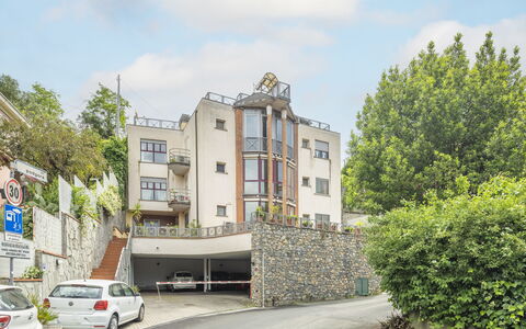 Bonaria Boutique House Ac, Wifi, Cinque Terre: Appartamento, Urban Design, Balcone, Le Scale, Recinzione