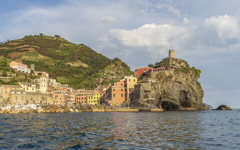 Bonaria Boutique House Ac, Wifi, Cinque Terre: Costa, Roccia, Costiera E Morfologie Oceanic, Mare, Attrazione Turistica, Promontorio, Scogliera, Promontorio, Klippe, Affioramento