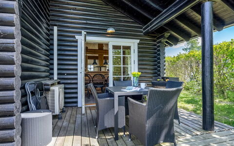 Edzard - 900M from the Sea: Tetto, Casa, Casa, Villetta, Porta, Raccordo, Deck, Portico, Plank, Latifoglie