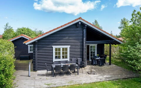 Edzard - 900M from the Sea: Tetto, Casa, Casa, Villetta, Porta, Raccordo, Deck, Portico, Plank, Latifoglie