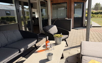 Harri - 400M from the Sea