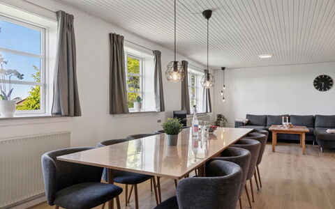 Agny - 2.2Km from the Sea: Mobilia, Interior Design, Legna, Pavimentazione, Soffitto, Tavolo, Cucina & Sala Da Pranzo Tavolo, Pavimento, Casa, Sala Da Pranzo