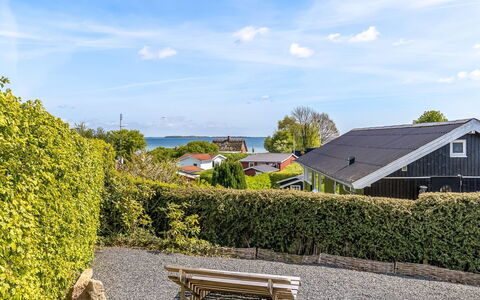 Egonie - 100M from the Sea: Estate, Shade, Driveway, Agriturismo