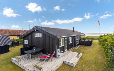 Withger - 20M from the Sea
