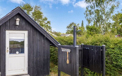 Withger - 20M from the Sea