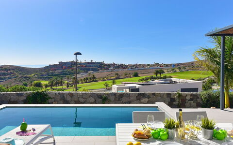 Las Yucas 2: Piscina, Mobilia, Sedia, Ricorrere, Mobili Da Esterno, Eco Hotel, Landscaping, Piastrella, Shade, Villa