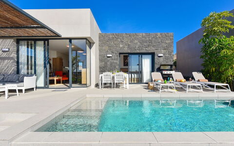 Las Yucas 2: Piscina, Ricorrere, Materiale Composito, Eco Hotel, Villa, Lettino, Mobili Da Esterno, Piastrella, Hotel, Ombrello