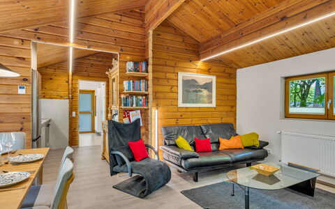 Bude 120: Legna, Soffitto, Interior Design, Pavimentazione, Camera, Casa, Villetta, Pavimento, Soggiorno, Log Cabin