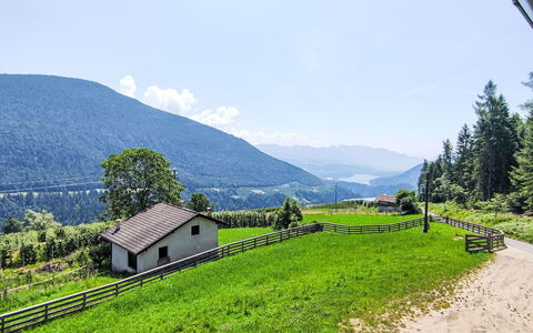 Valle di Non 652: Geografia Montane, Montagna, Collina, Paesaggio Naturale, Catena Montuosa, Highland, Paesaggio, Hill Station, Area Rurale