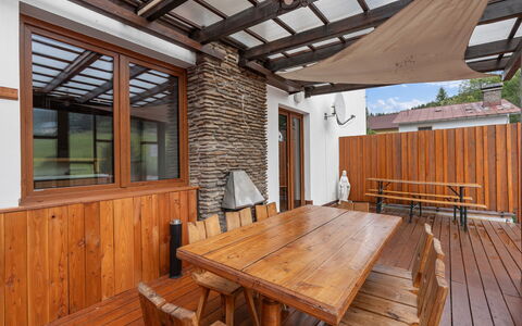 Horalka: Legna, Mobilia, Latifoglie, Portico, Color Legno, Plank, Pavimento In Legno, Soffitto, Deck, Shade
