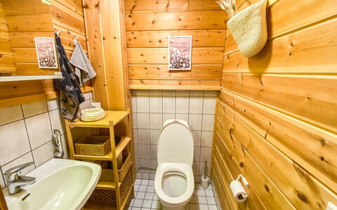 Jerisrannantie 7: Legna, Villetta, Log Cabin, Foresta, Capannone, Edifici Giardino, Larice, Woodland, Color Legno