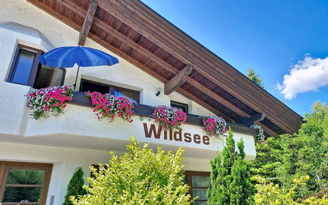 Waldblick: Arbusto, Casa, Casa, Villetta, Driveway, Estate, Giardino, Landscaping, Hacienda