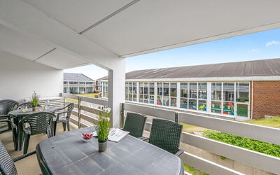 Jari - 200M from the Sea