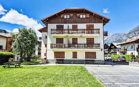 Bormio 16: Balcone, Villa