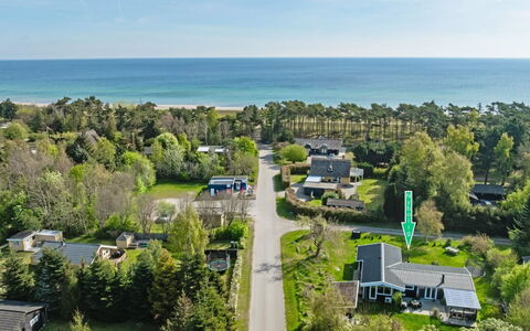 Bedrija - 100M from the Sea: Estate, Shade, Driveway, Agriturismo
