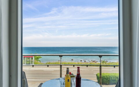 Ayo - 75M from the Sea: Appartamento, Condominio, Estate, Balcone, Villa, Hotel