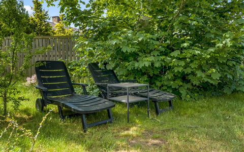 Yardila - 900M from the Sea: Estate, Shade, Driveway, Agriturismo