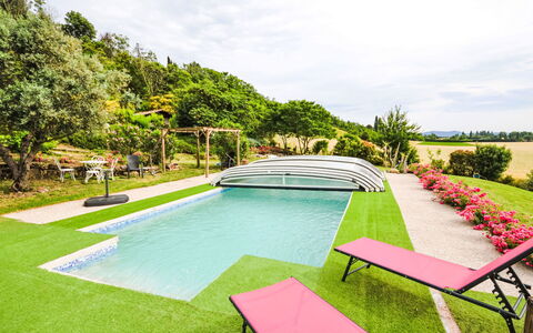 Douce Campagne: Giardino, Mobili Da Esterno, Ricorrere, Shade, Tempo Libero, Prato, Eco Hotel, Landscaping, Tenda, Parco