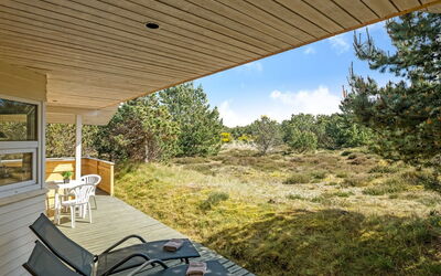 Jeip - 2.1Km from the Sea