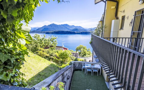 Il Gianlupo Azzurro: Costiera E Morfologie Oceanic, Costa, Catena Montuosa, Balcone, Suono, Serbatoio, Resort Citta ', Lago, Cresta