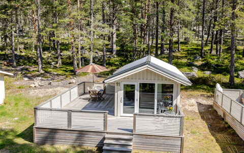 Hölick Minichalet Plus 7: Legna, Villetta, Casa, Casa, Porta, Log Cabin, Portico, Edifici Giardino, Deck, Raccordo